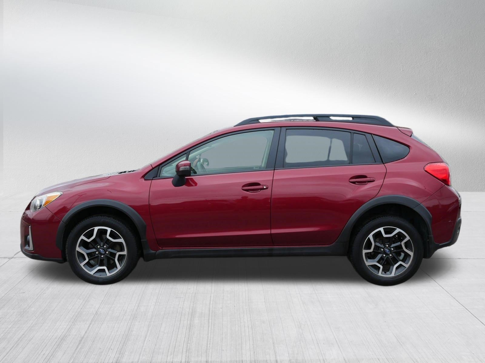 Used 2017 Venetian Red Pearl Subaru Limited image 4