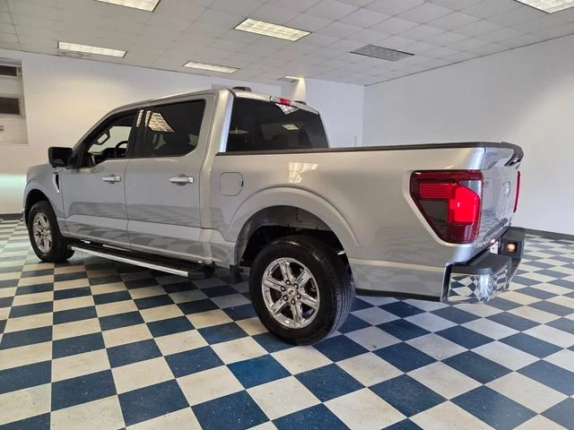 Used 2024 Silver Ford XLT image 5