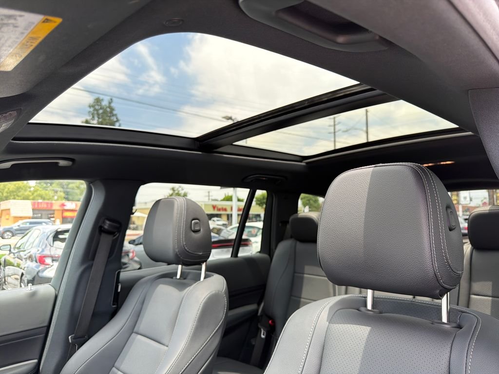 Used 2025 Black Mercedes-Benz GLS 450 image 19