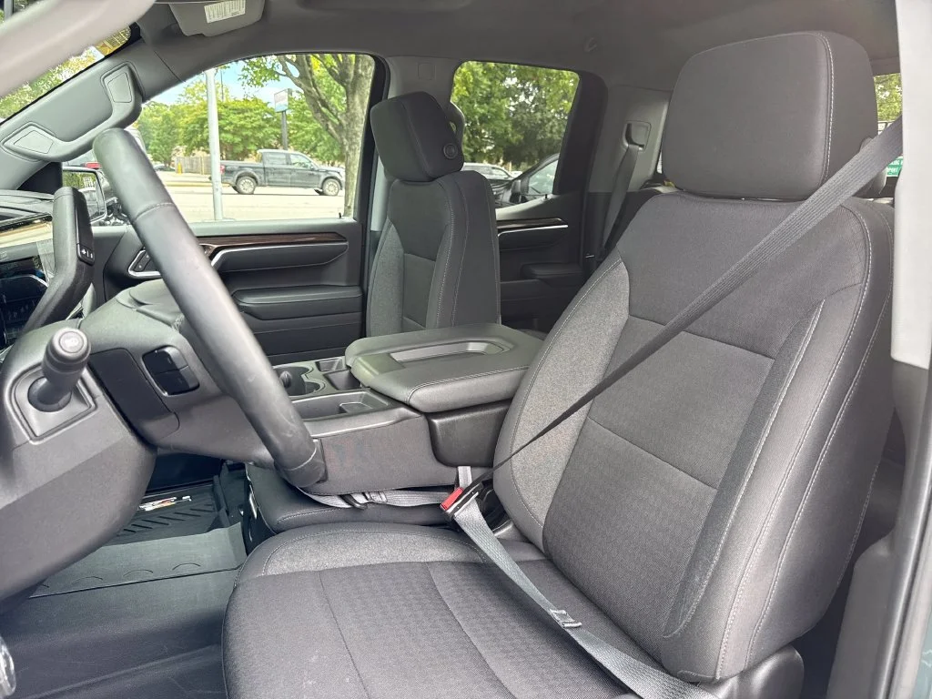 Used 2025 Gray Chevrolet LT image 12
