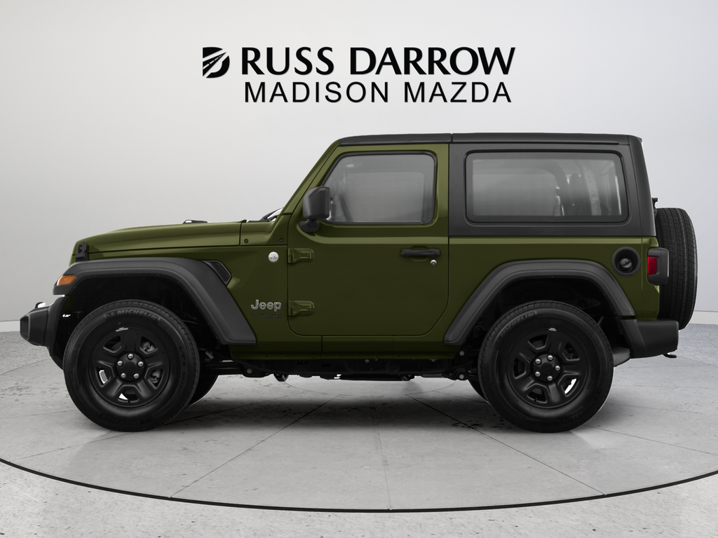 Used 2021 Green Jeep Sport S image 2