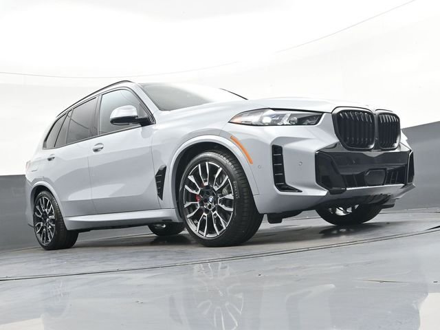 Used 2026 Gray BMW xDrive50e image 32