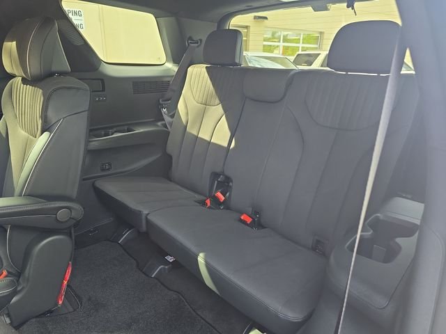 Used 2025 Black Hyundai Calligraphy Night Edition image 24