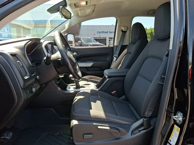 Used 2016 Black Chevrolet LT image 14