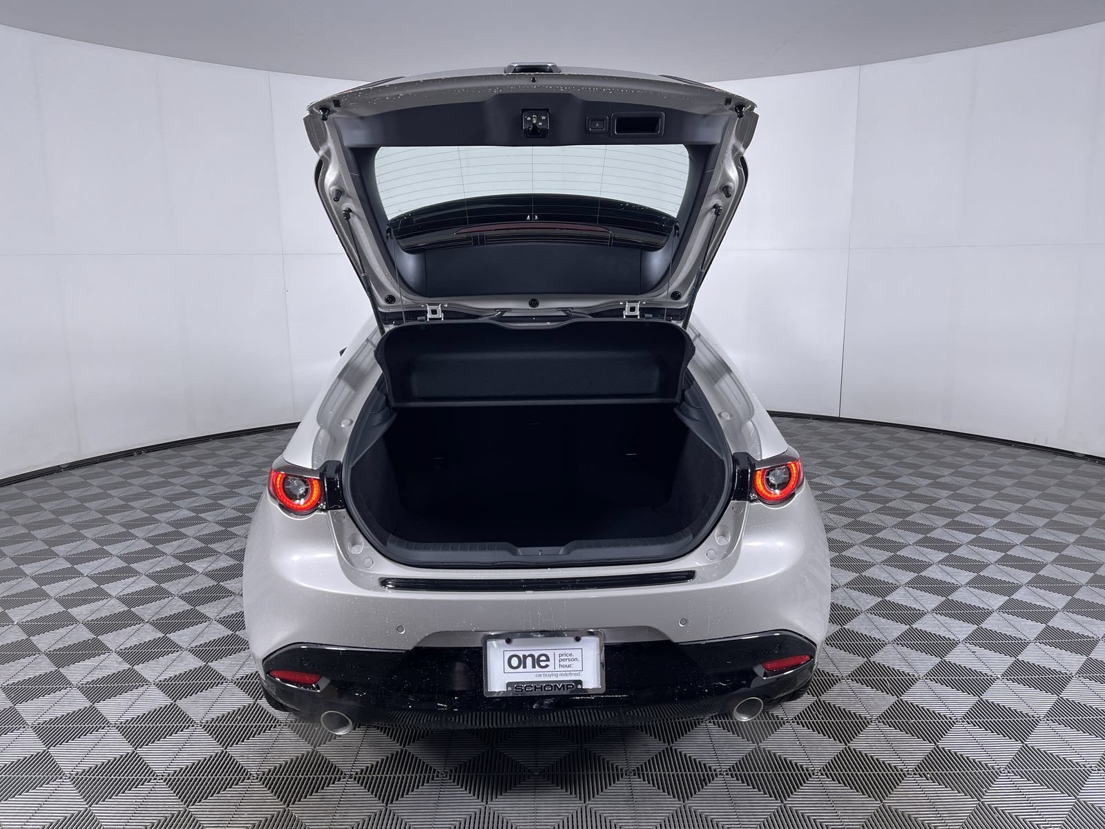 New 2026 Platinum Quartz Metallic Mazda 2.5 Turbo Premium Plus image 24