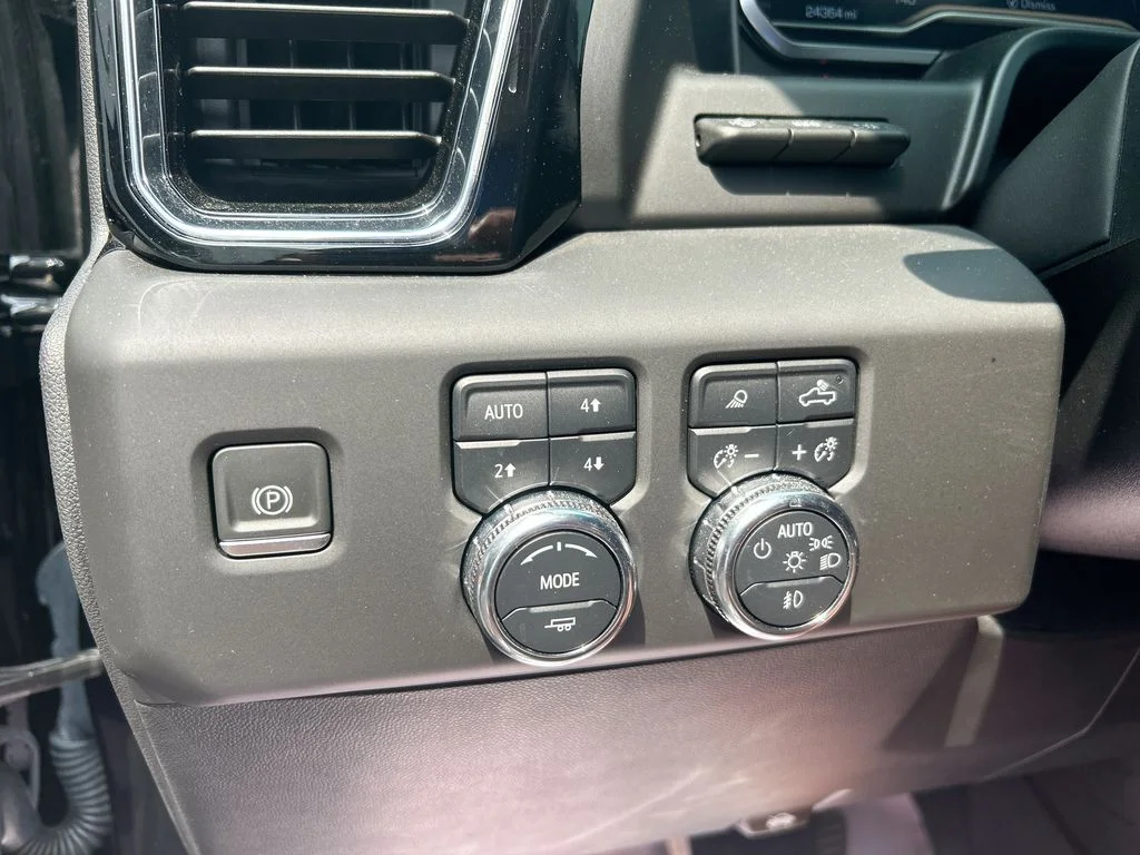 Used 2024 Black GMC Denali Ultimate image 23