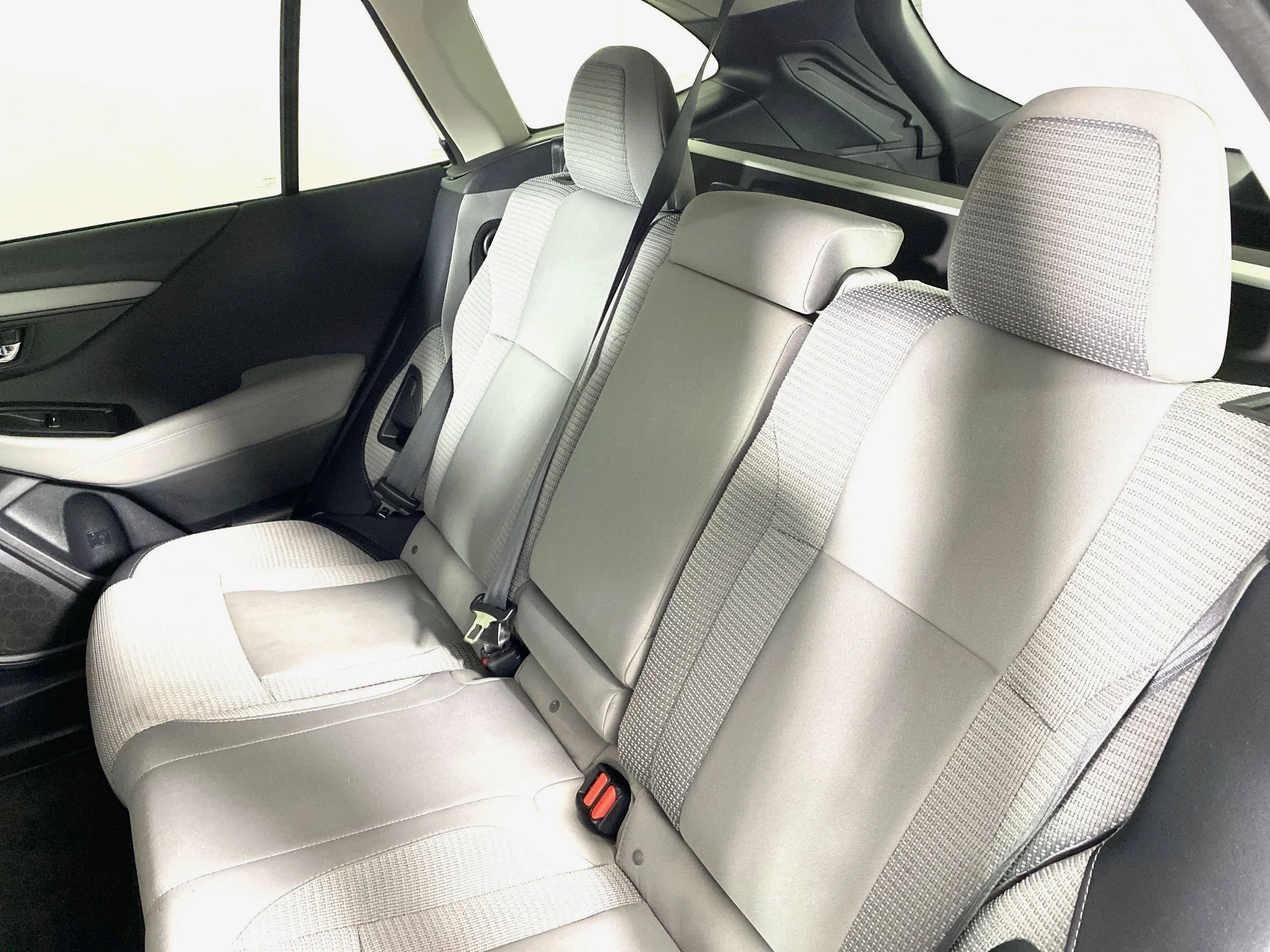 Used 2023 Crystal White Pearl Subaru Premium image 30