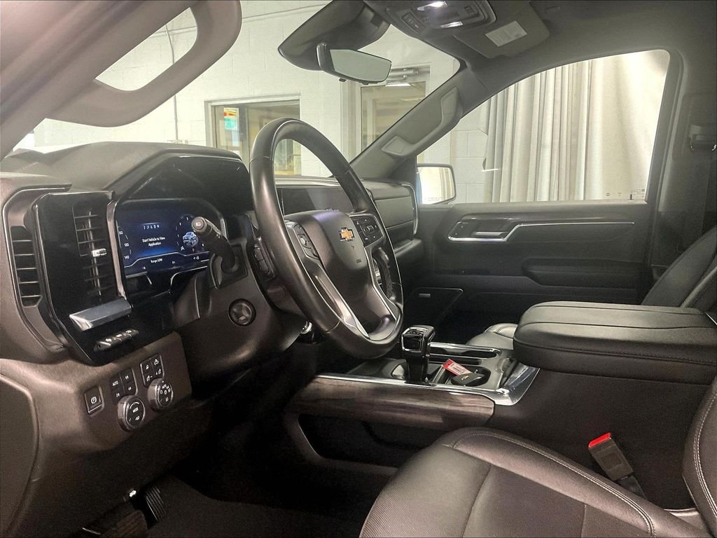 Used 2024 Black Chevrolet LTZ image 8