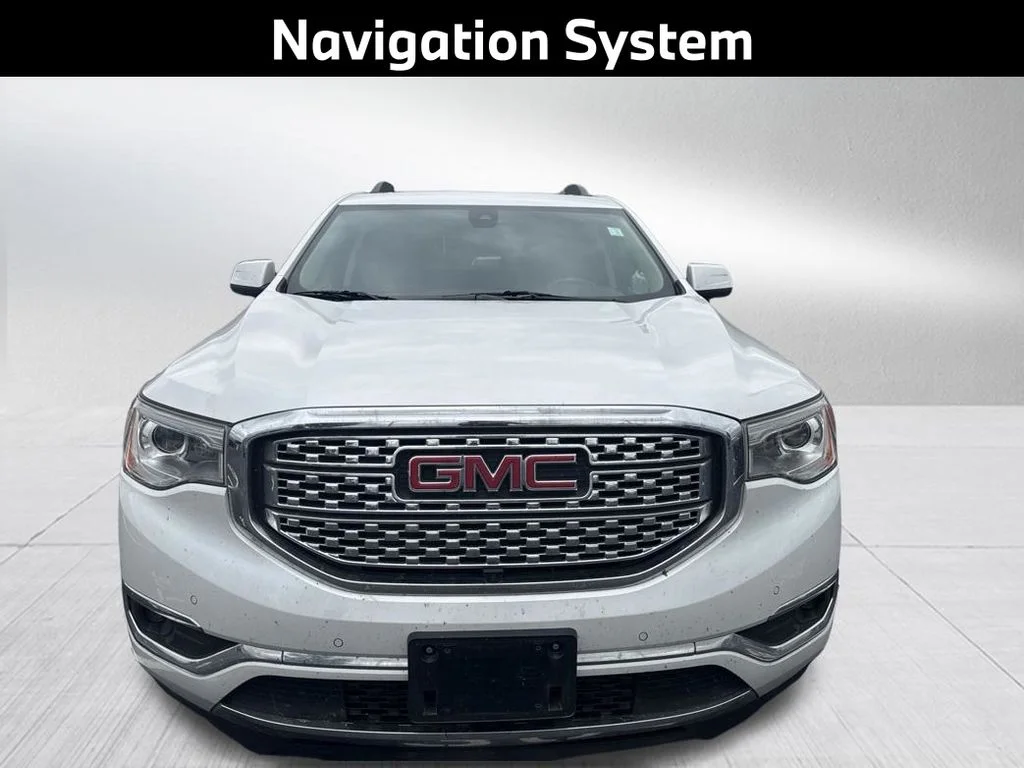 Used 2017 White GMC Denali image 3