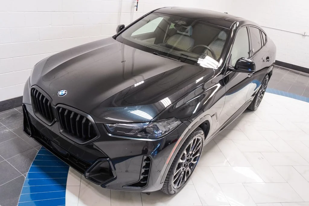 Used 2024 Black BMW xDrive40i image 43