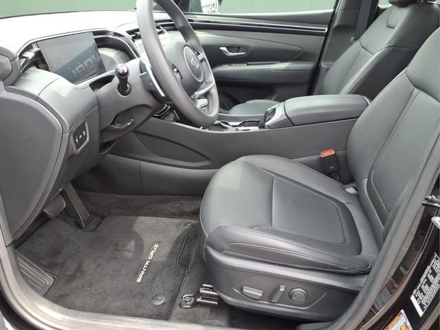 Used 2024 Black Hyundai NIGHT image 19