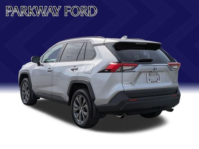 2024 Toyota RAV4 XLE Premium - Photo 7
