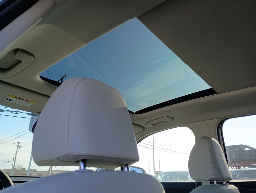 New 2026 Glacial White Pearl Kia X-Line EX AWD image 28