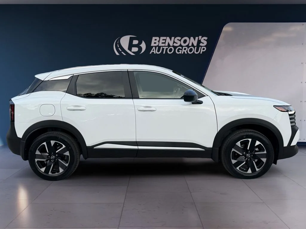New 2027 White Nissan SV image 6
