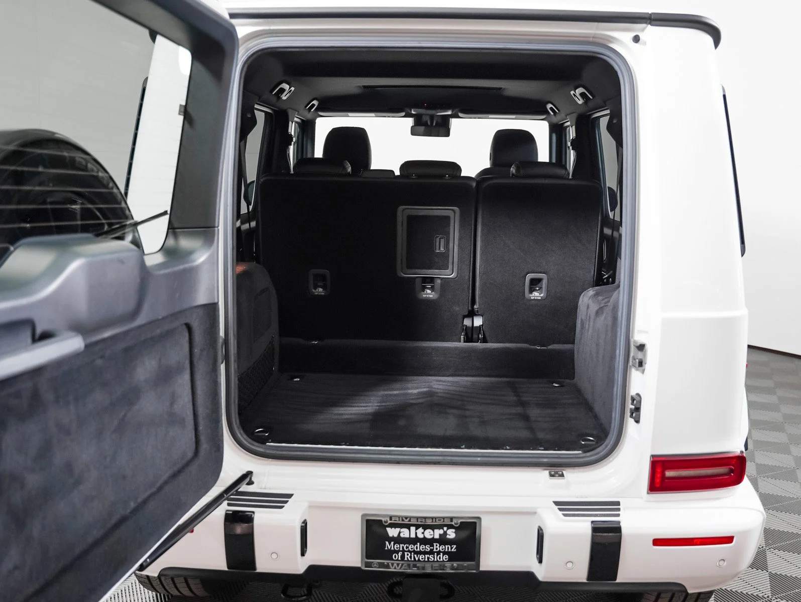 Certified Used 2020 Polar White Mercedes-Benz G 550 4MATIC® image 12