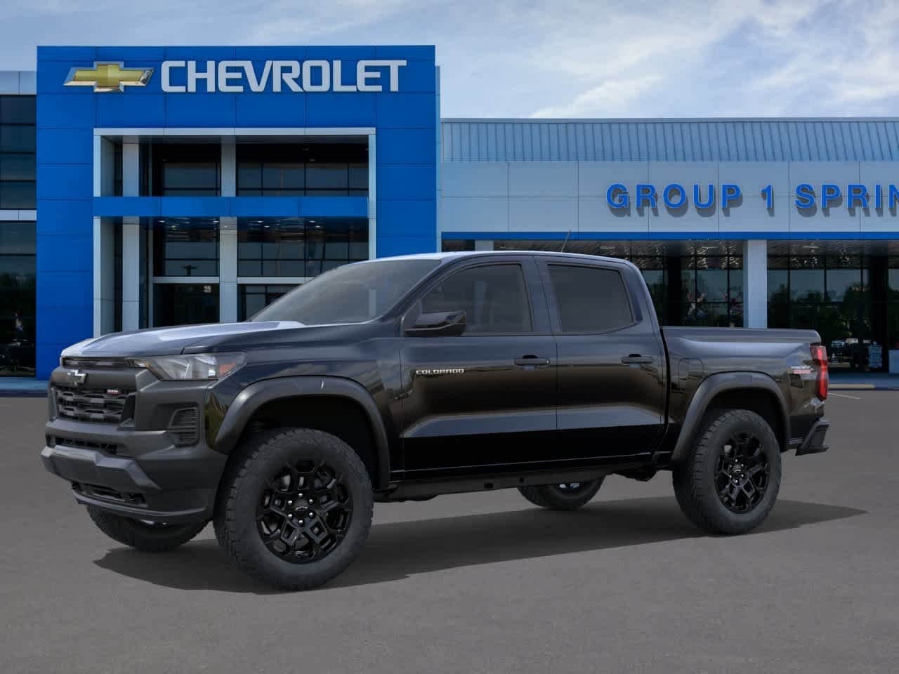 2026 Chevrolet Colorado Trail Boss - Photo 2