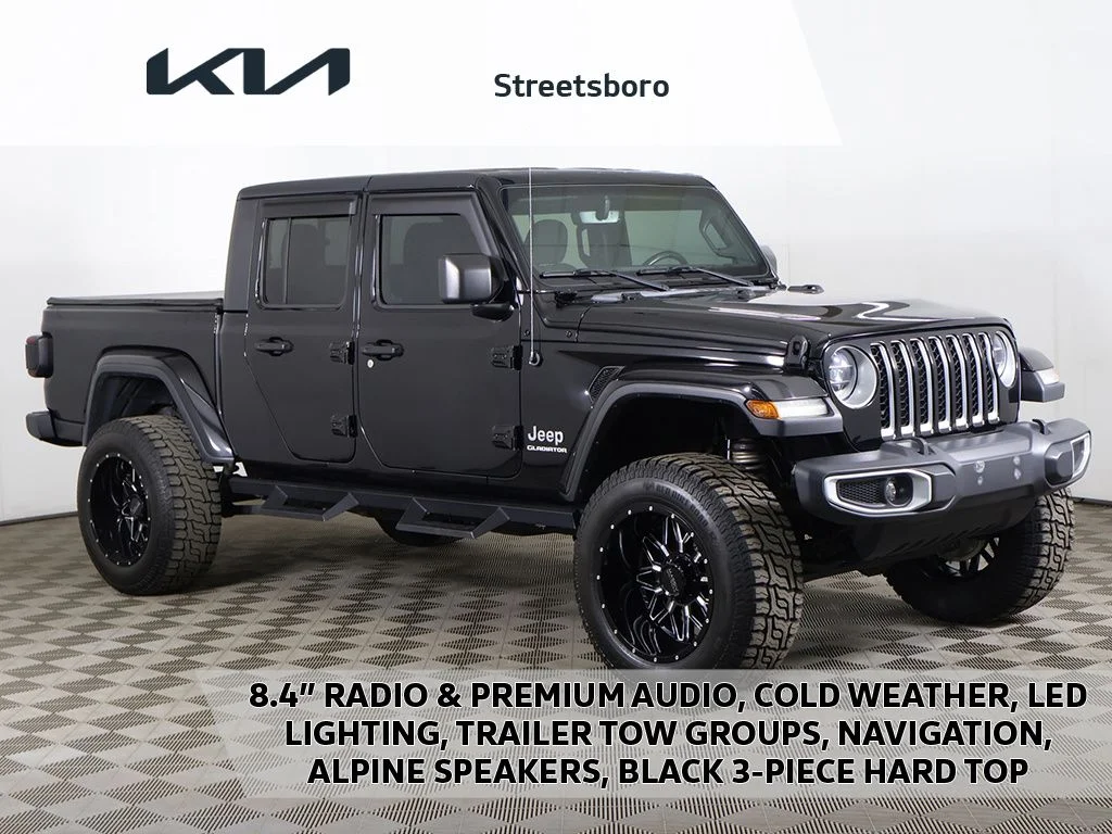 2020 Jeep Gladiator Overland's photo