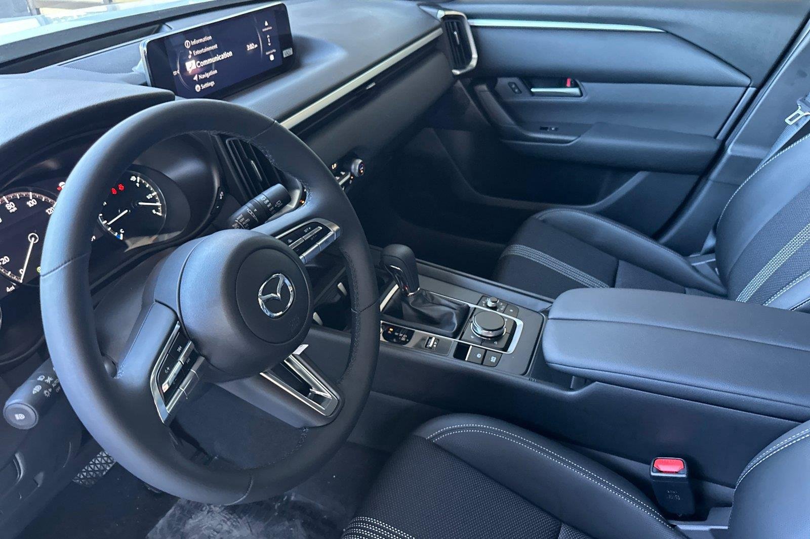 New 2026 Wind Chill Pearl Mazda 2.5 S Preferred image 10