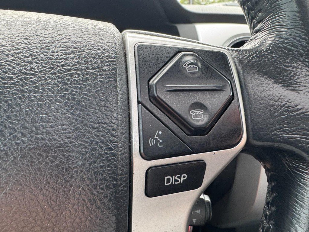 Used 2016  Toyota Platinum image 23