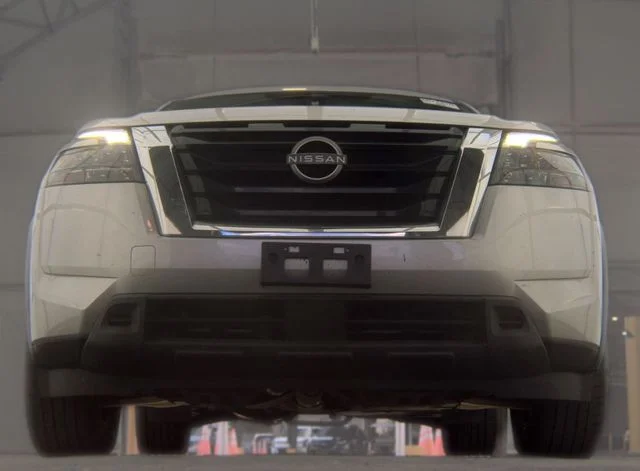 Used 2024 Silver Nissan SV image 13