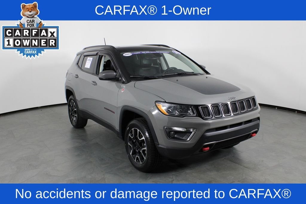 Used 2020 Gray Jeep Trailhawk image 4