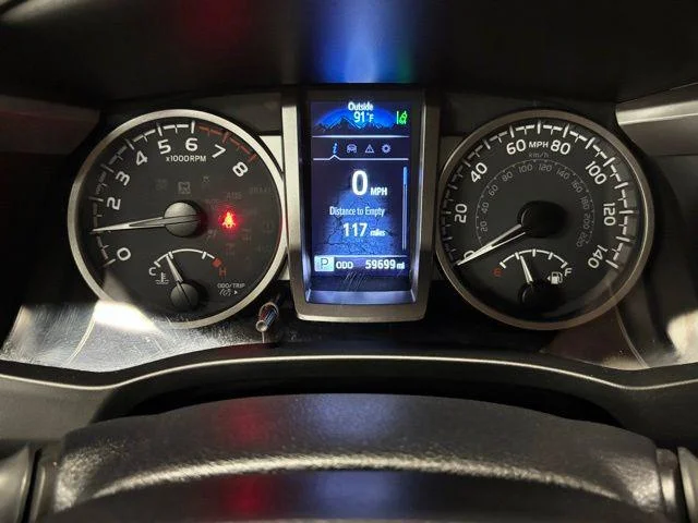 Used 2022 BARCELONA RED MET. Toyota  image 13