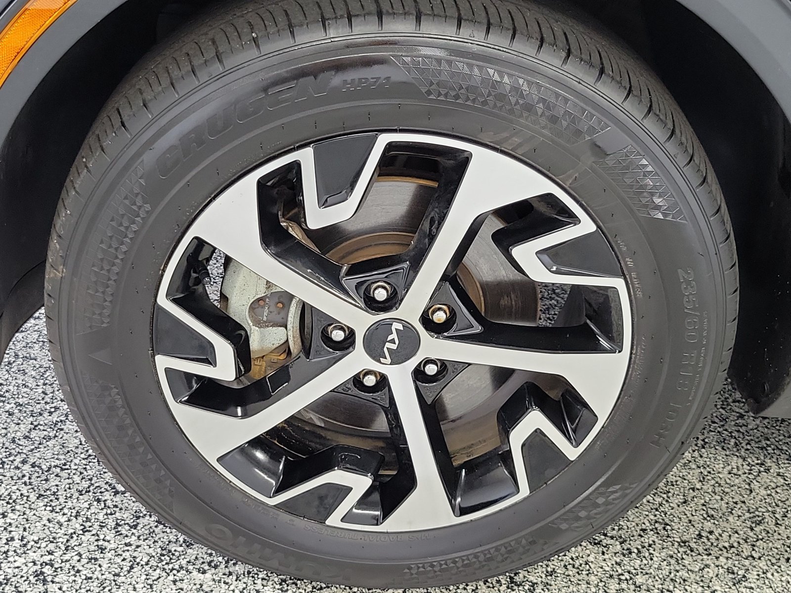 Certified Used 2024 Gray Kia EX image 5