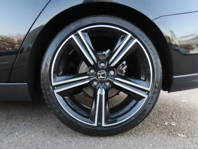 New 2026 Crystal Black Pearl Honda SE image 8
