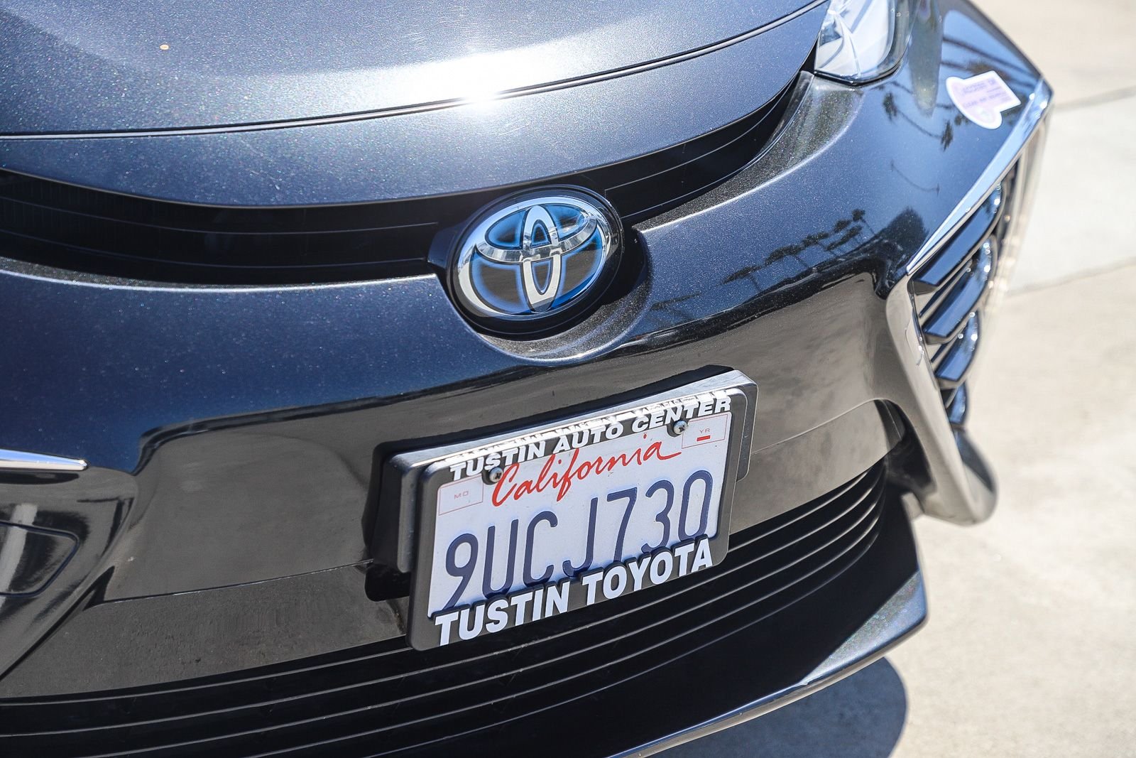 Used 2018 Black Toyota Base image 5