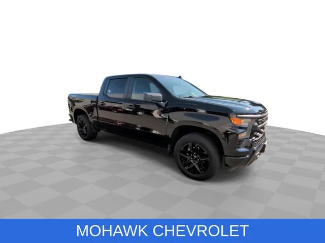 Used 2022 BLACK Chevrolet Custom image 2