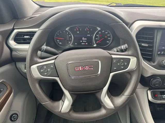 Used 2023 Volcanic Red Tintcoat GMC SLE image 17