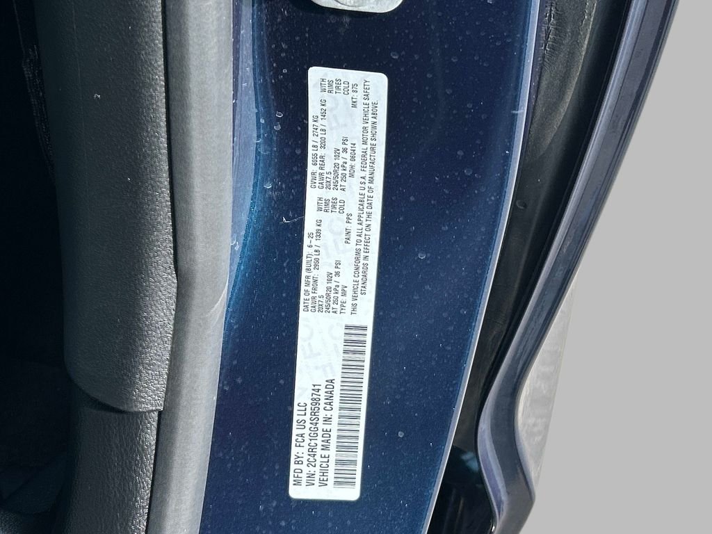 Used 2025 Blue Chrysler Limited image 10