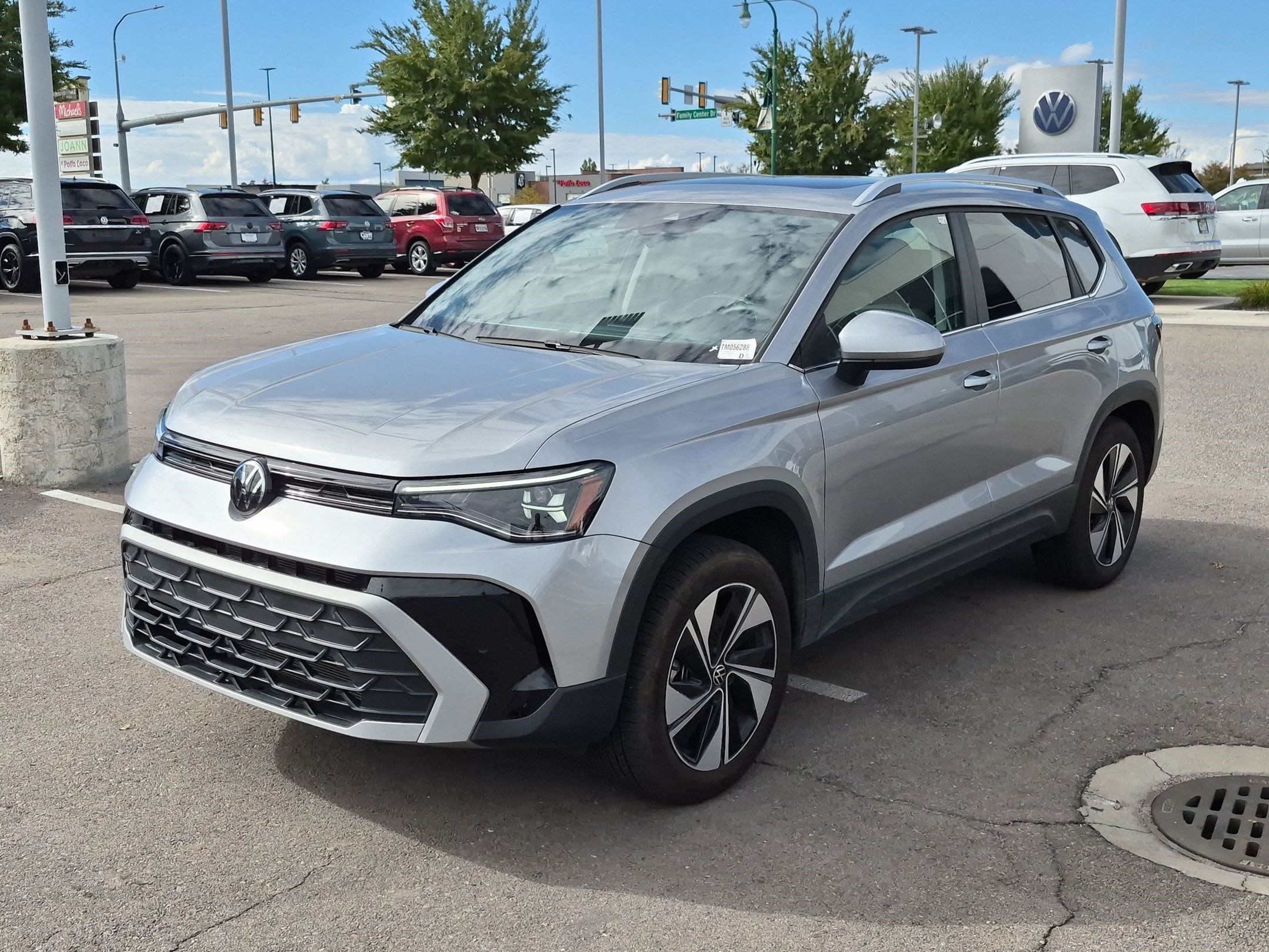 New 2026 Pyrite Silver Metallic Volkswagen SE image 8