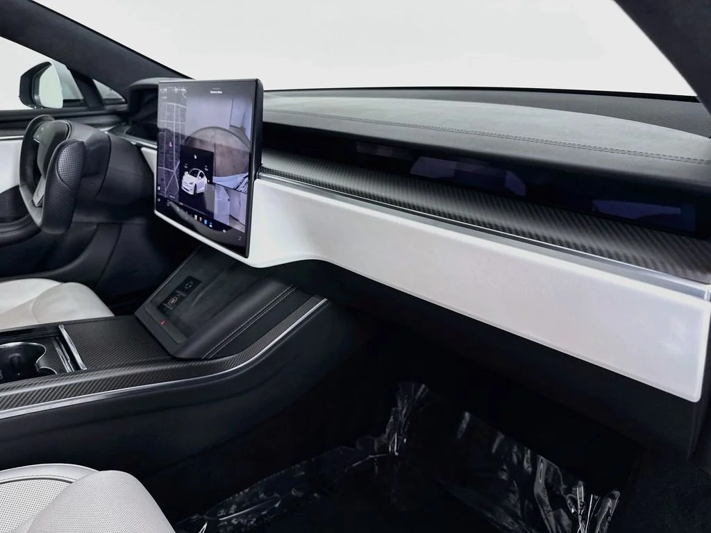 Used 2023 White Tesla Plaid image 30