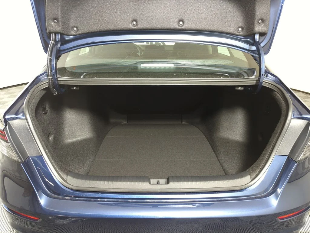 New 2026 Canyon River Blue Metallic Honda SE image 10