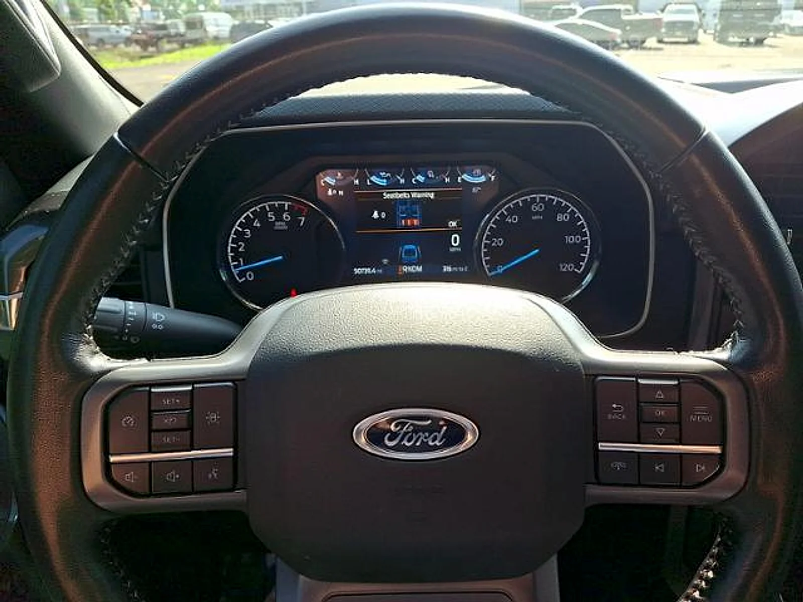 Used 2022 Oxford White Ford XLT image 19