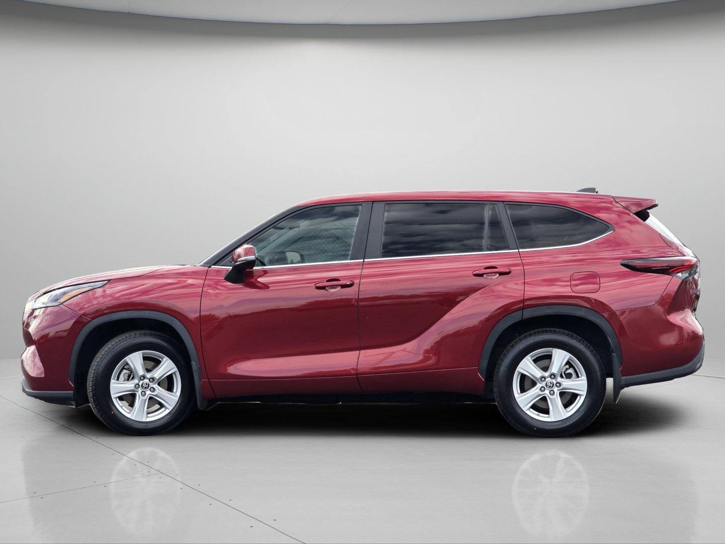 Used 2024 Ruby Flare Pearl Toyota LE image 18