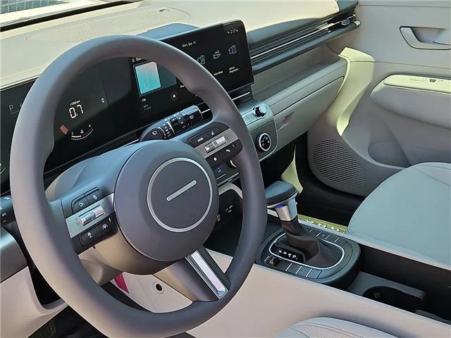 New 2027 Atlas White Hyundai SE image 13