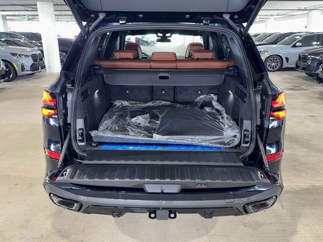 New 2026 Carbon Black Metallic BMW xDrive50e image 12