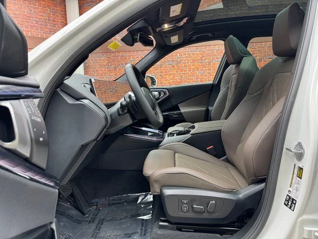 Used 2026 White BMW 30 xDrive image 22
