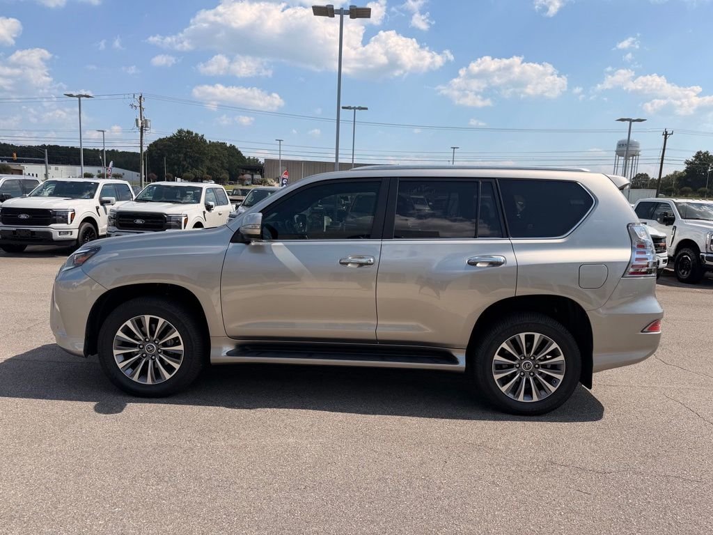 Used 2023 Atomic Silver Lexus 460 Luxury image 5