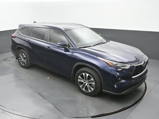 Used 2025 Blueprint Toyota XLE image 29