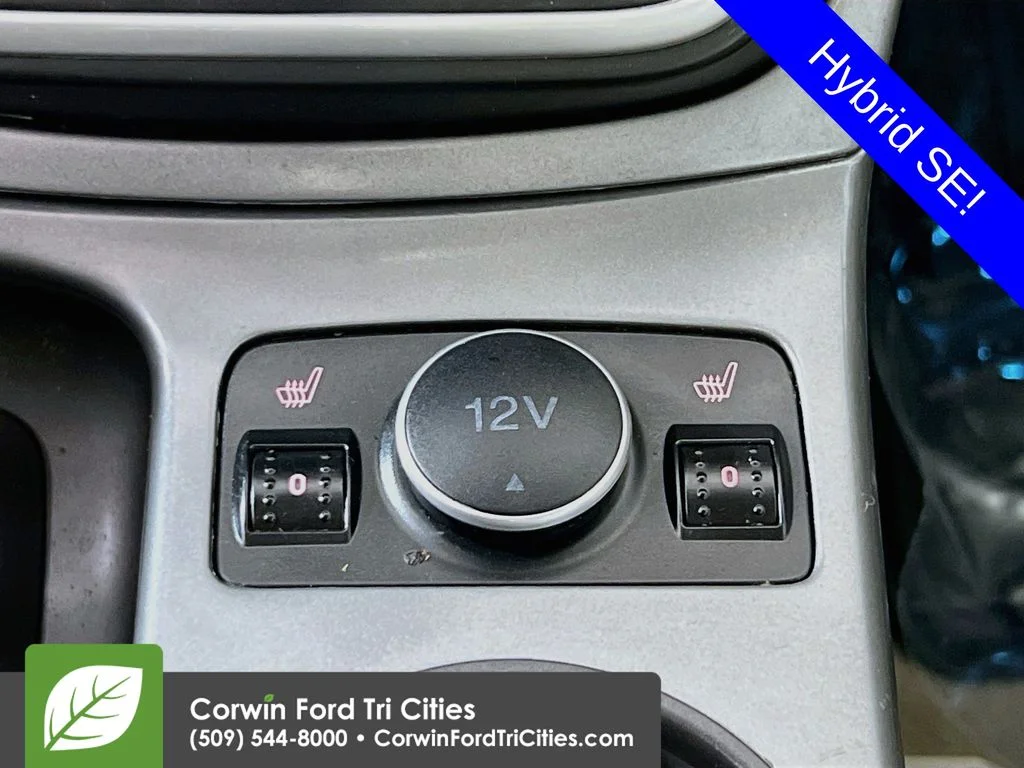 Used 2013 Oxford White Ford SE image 22
