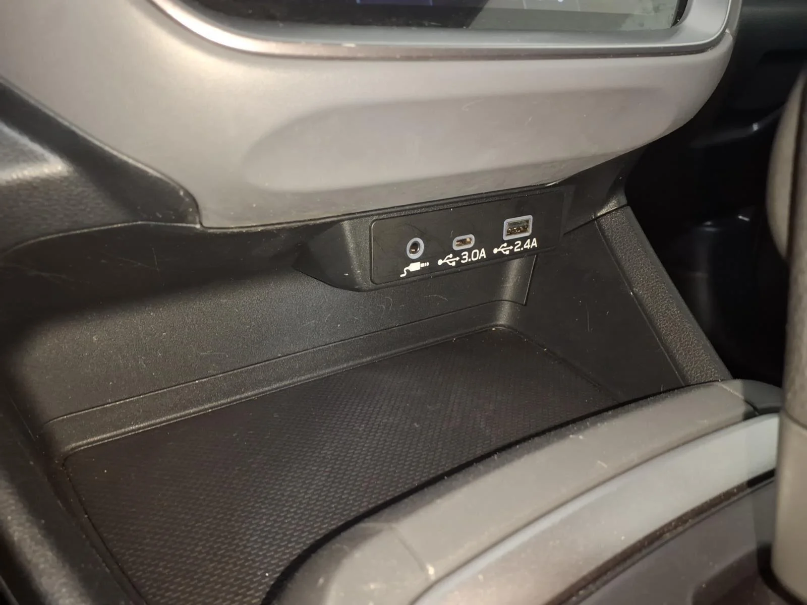 Certified Used 2024 Crystal Black Silica Subaru Premium image 8