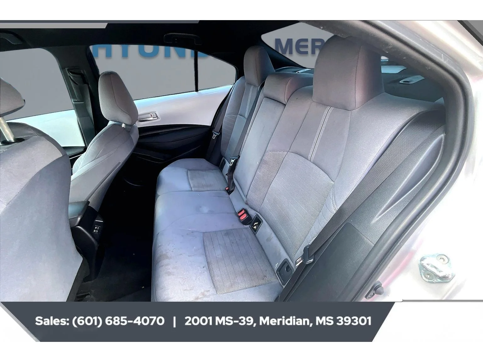 Used 2025 Classic Silver Metallic Toyota SE image 19