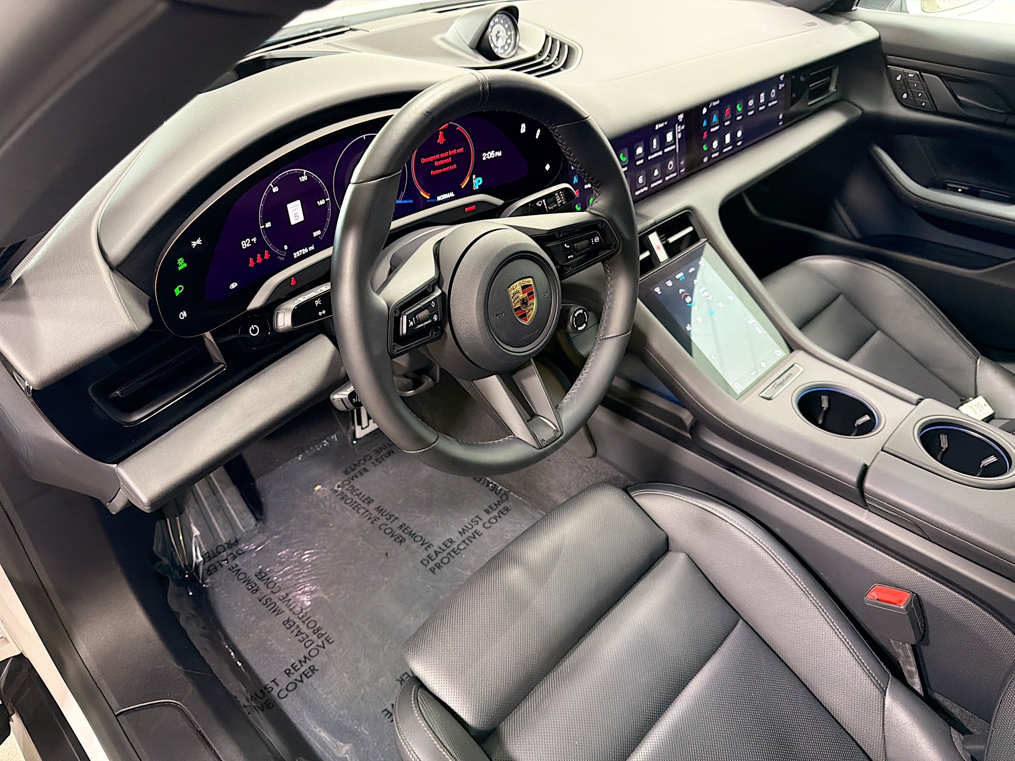 Certified Used 2023 Carrara White Metallic Porsche  image 4