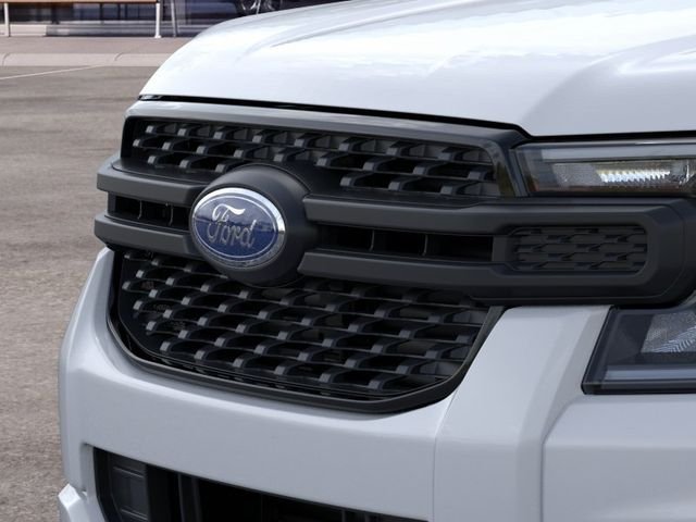 New 2026 Oxford White Ford XL image 17