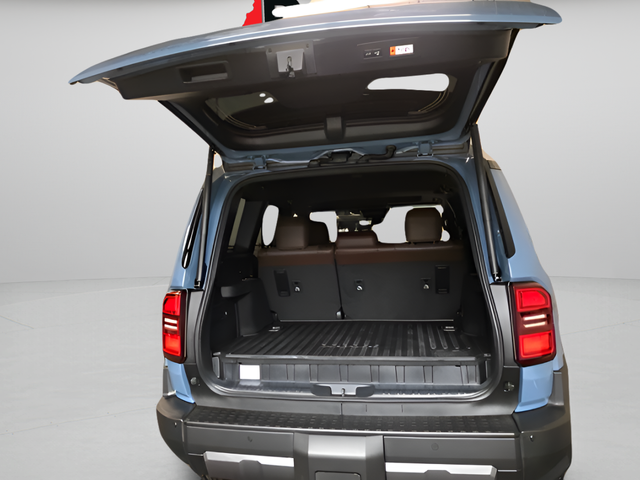 View vehicle photo 4