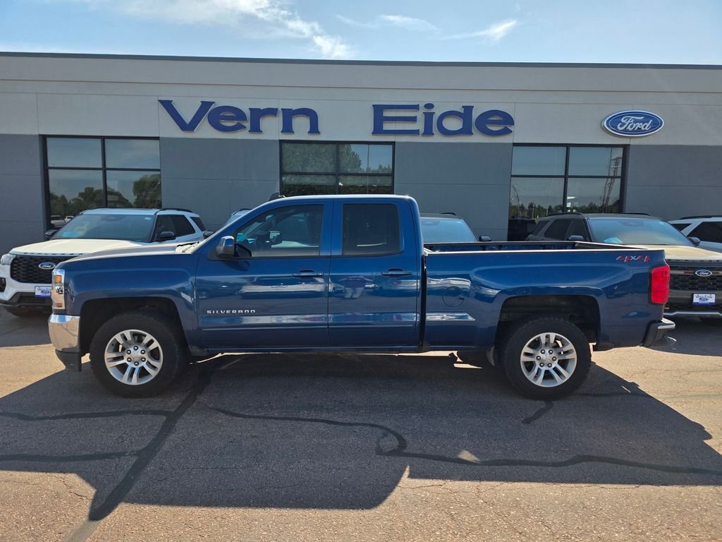 Used 2019 Blue Chevrolet LT image 1