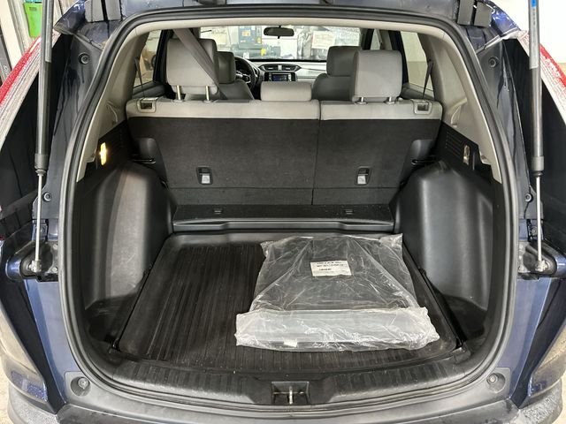 Used 2018 Obsidian Blue Pearl Honda LX image 23
